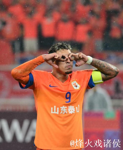 亚冠-克雷桑传射立功 山东泰山主场3-1击败光州FC 亚冠-克雷桑传射立功 山东泰山主场3-1击败光州FC